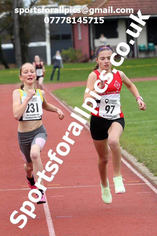 800 metres, NECAA Open Meeting, Morpeth, Sunday, October 18th. David T. Hewitson/Sports for All Pics